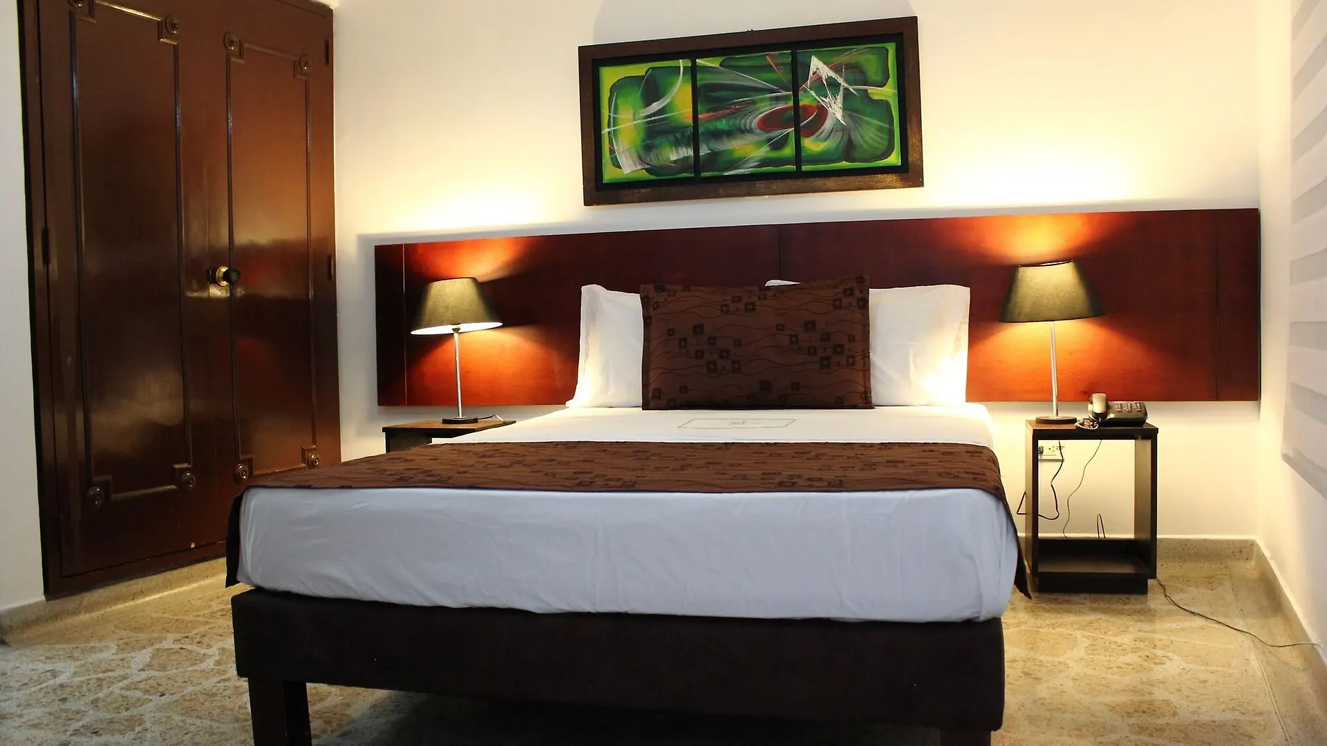 Hotel Casa Mayor Medellin 3*,